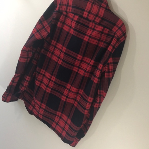 Navy and red plaid Gap shirt - Picture 3 of 3